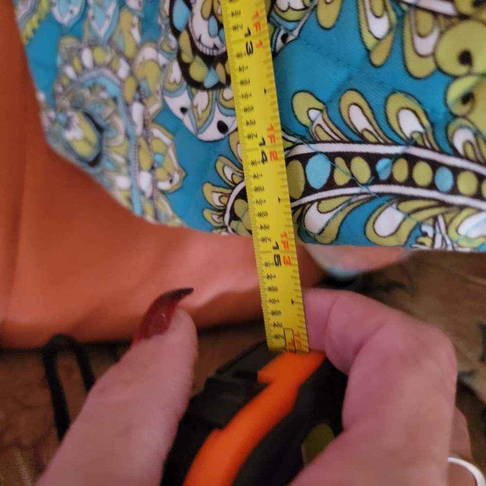 Vera Bradley - Picture 3 of 10